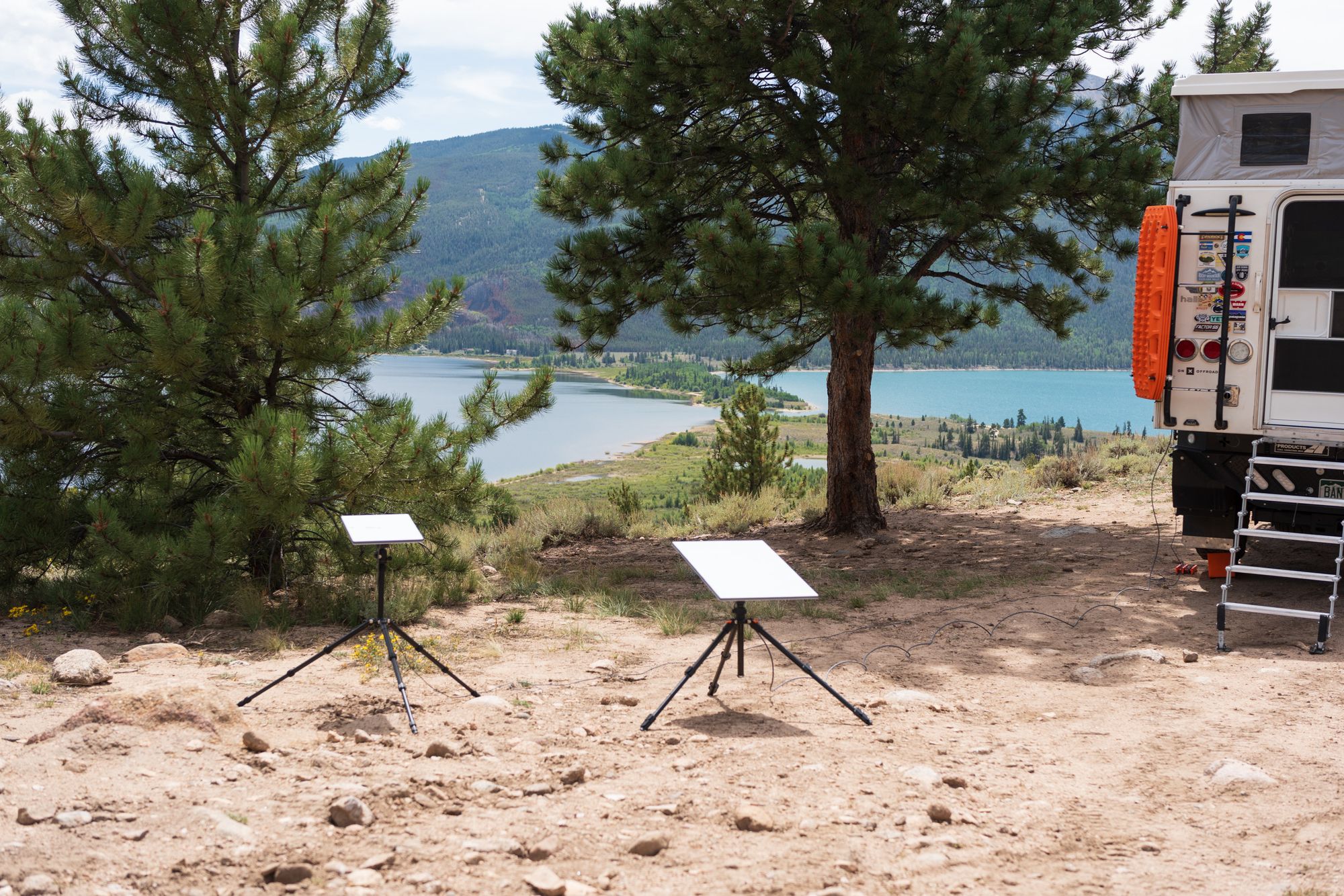 Which one Starlink Mini vs Standard (Gen 3) for traveling and camping?